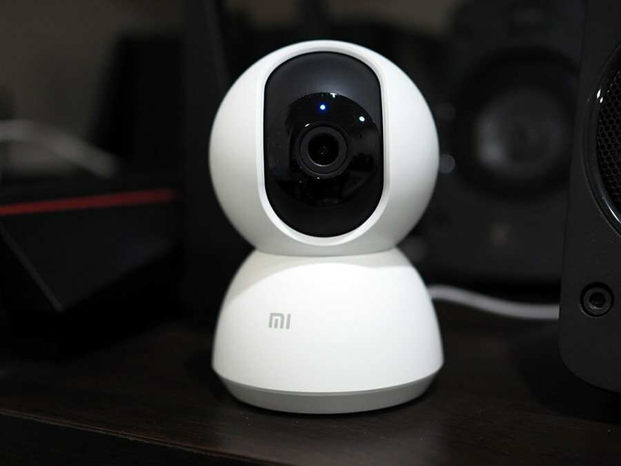 Как выглядит Mi Home Security Camera 360 спереди